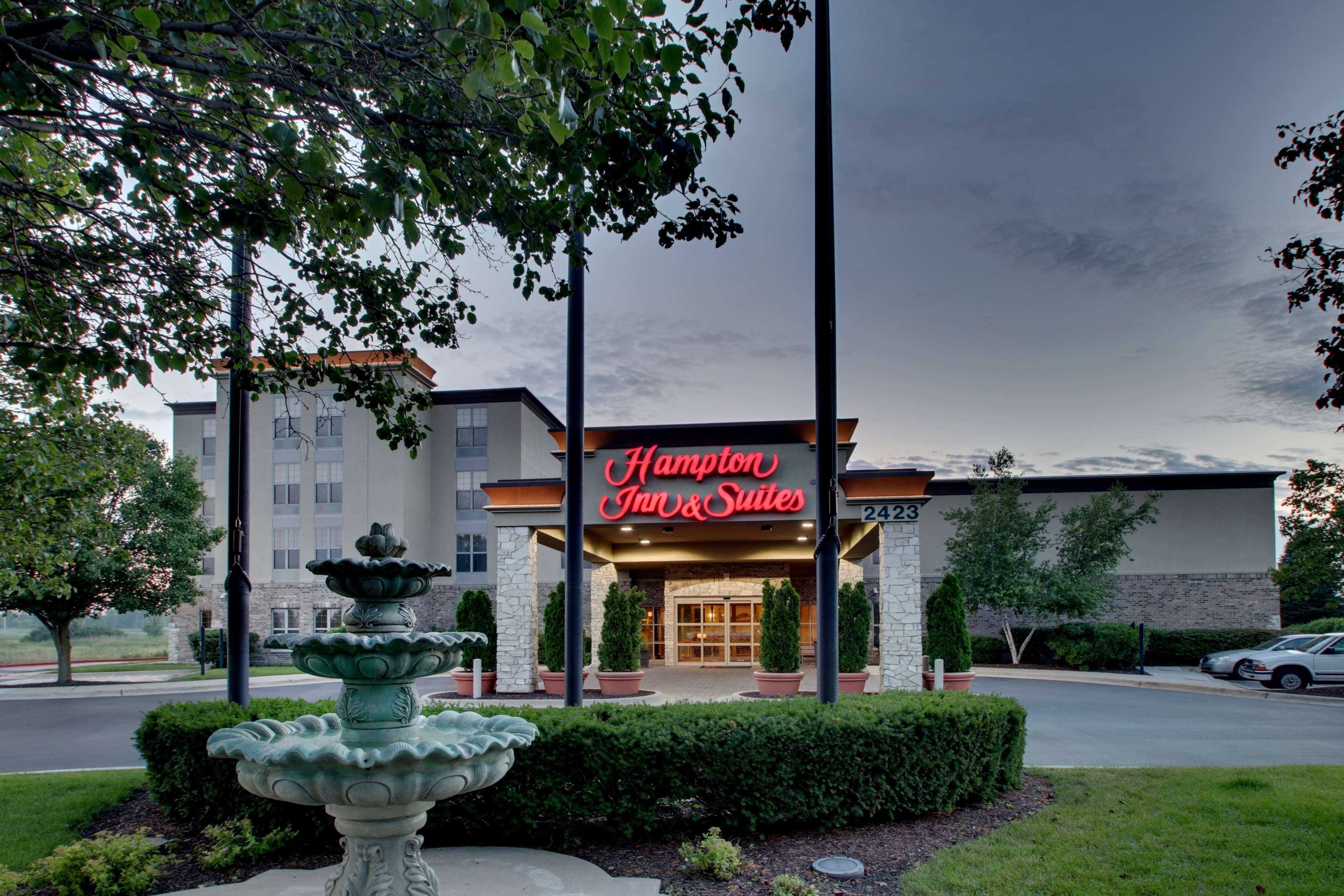 Hampton Inn & Suites Chicago/Aurora Esterno foto