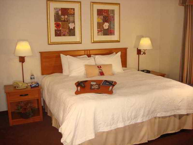 Hampton Inn & Suites Chicago/Aurora Esterno foto